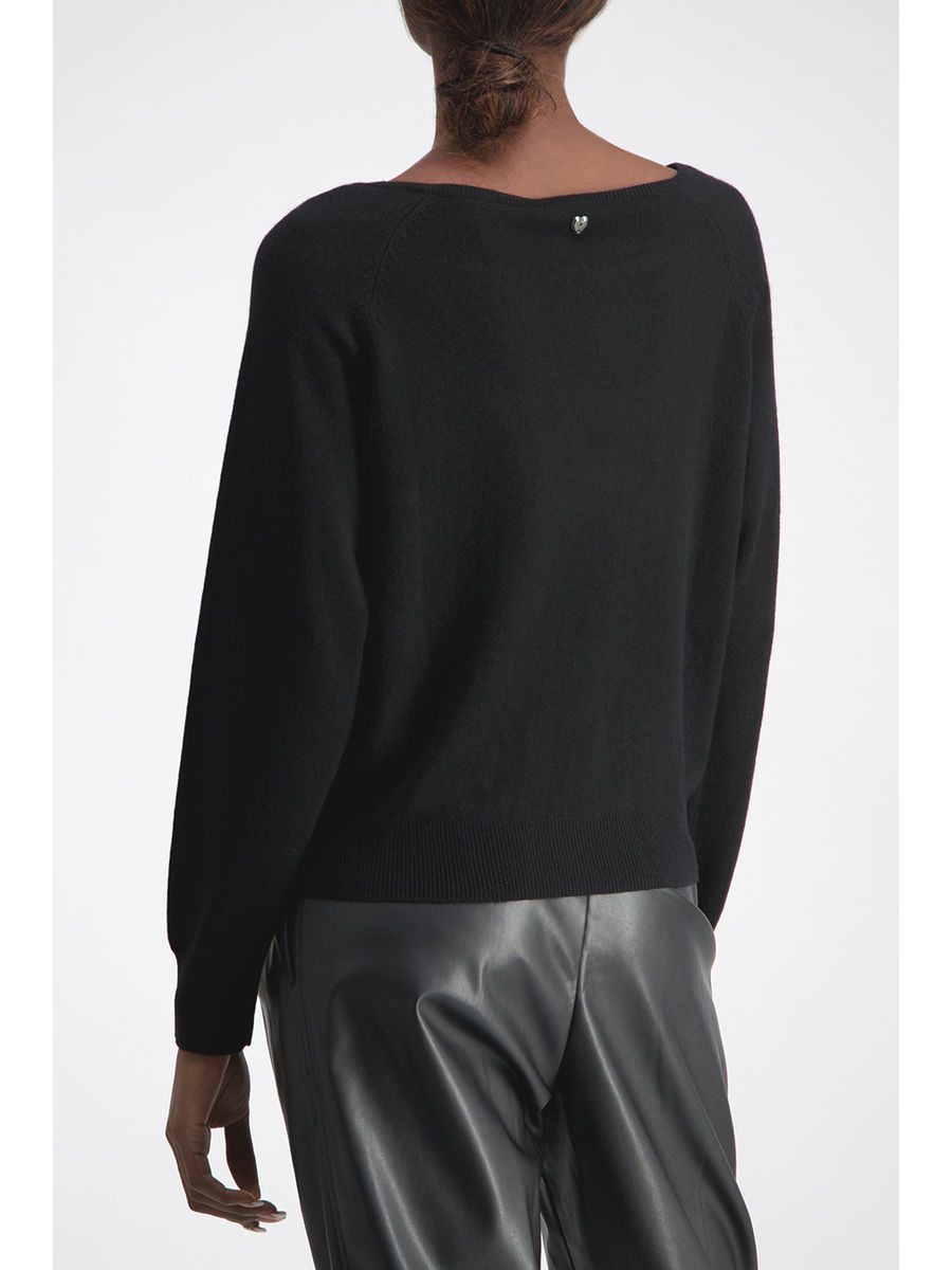 black shirt insert crew neck jumper