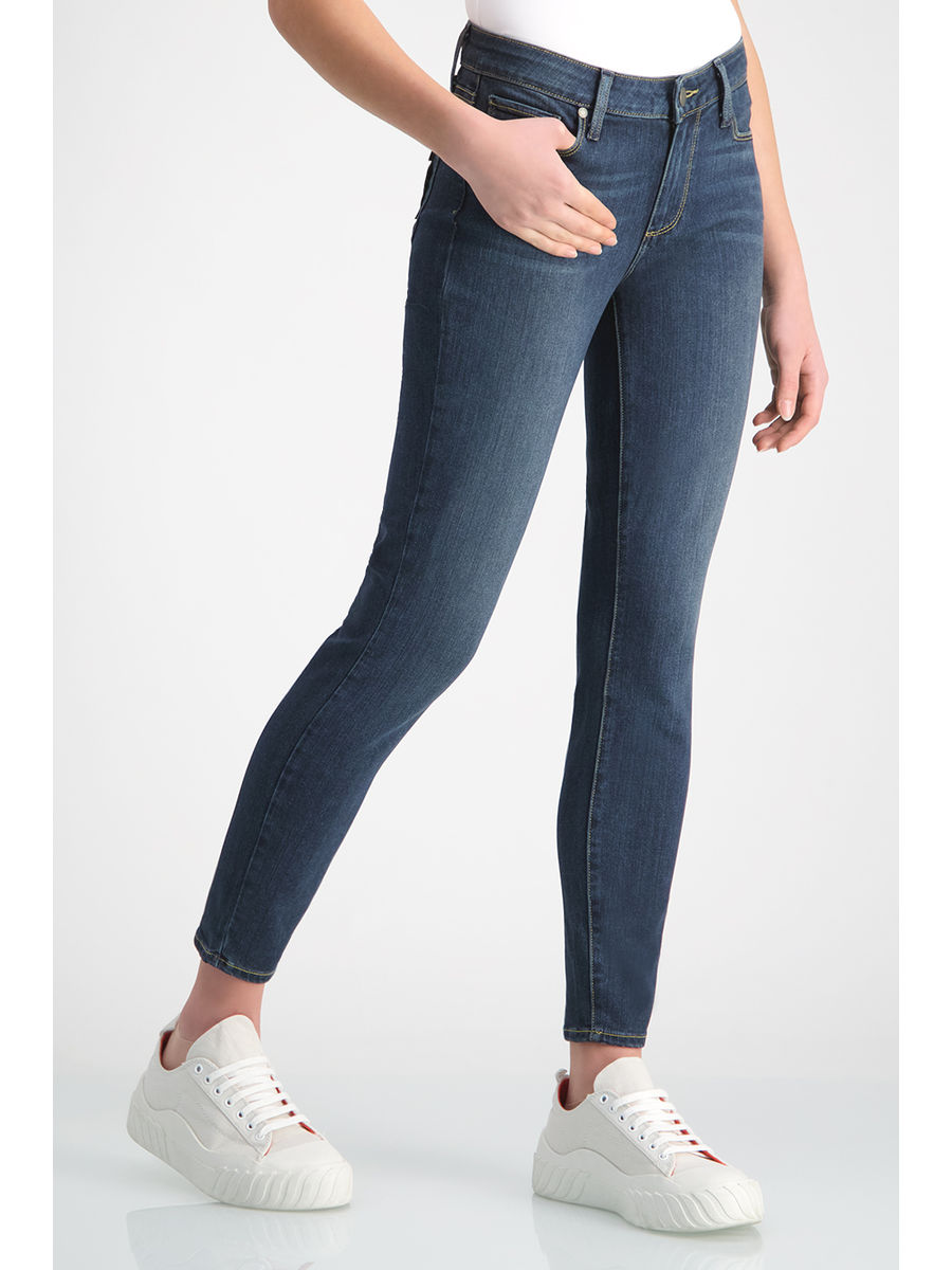 blue ankle length jeans