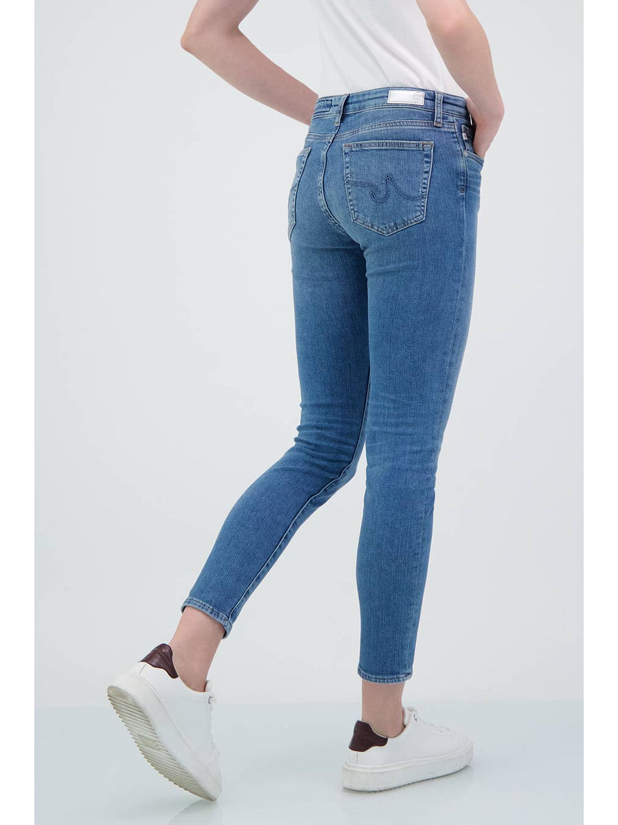 blue ankle length jeans