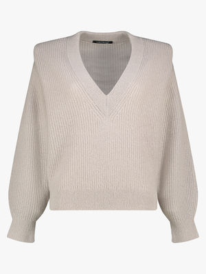 Jumper with padded shoulders