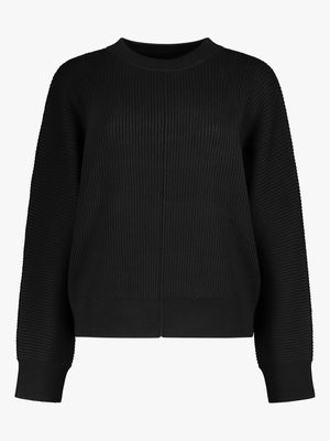 Relaxed knit jumper